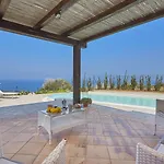 Tarì Villa