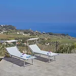 Tarì Villa *