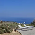 Villa Tarì *