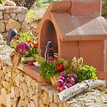 Tarì Villa *