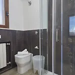 Tarì Villa *