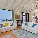 Villa Tari