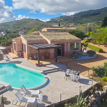 Tari Villa Scopello (Sicily)