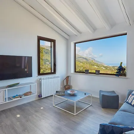 Villa Tarì Scopello (Sicily)