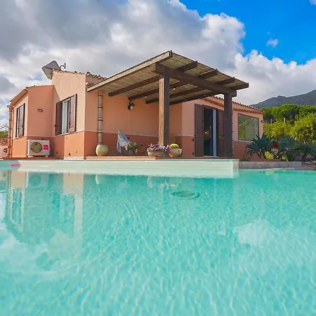 Villa Tari Scopello (Sicily)