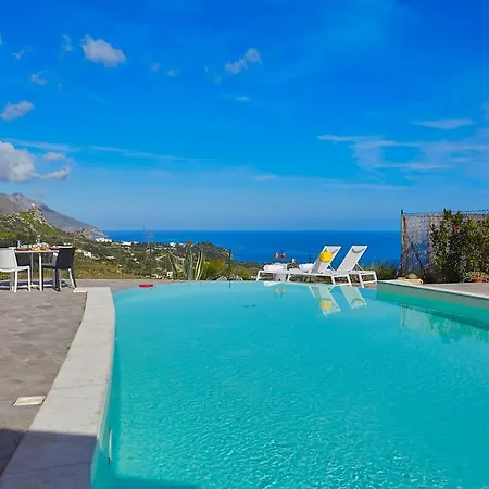 Tarì Scopello (Sicily)