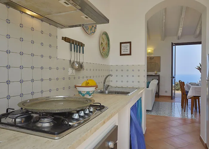 Tari Scopello (Sicily)